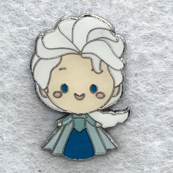 🔮 5/$25 Disney Frozen Princess Elsa Cutie Pin - Picture 1 of 2